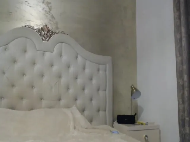 Live sex webcam photo for CutePaw_S #253271497