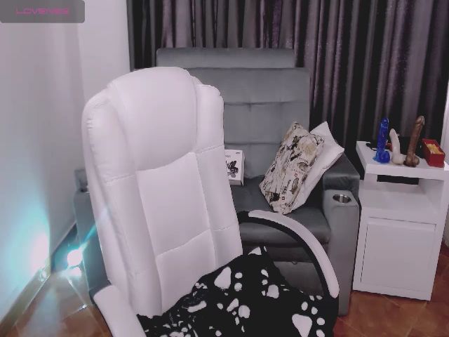 Live sex webcam photo for BekaJonnes #253511187