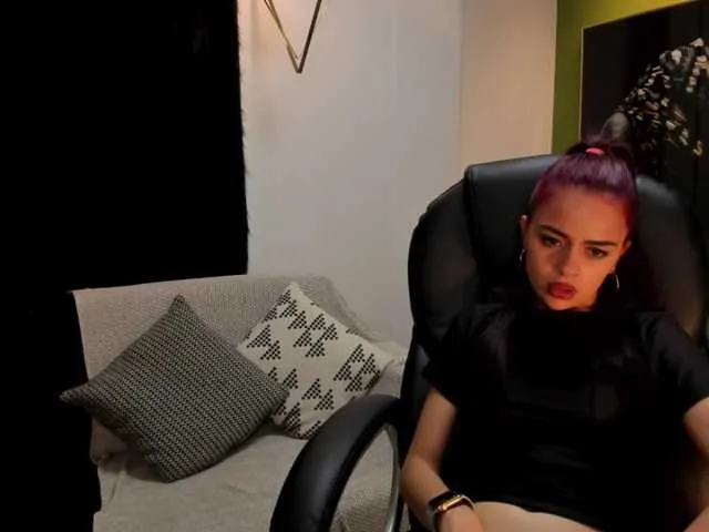 Live sex webcam photo for LilaDior #241231263