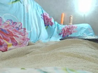 Live sex webcam photo for -HotGirl19- #240499949