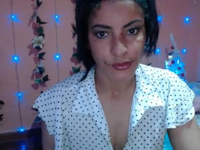 Live sex webcam photo for KattleyaGrey #240915535