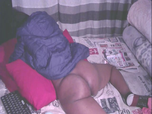 Live sex webcam photo for Sexybooty85 #264096956