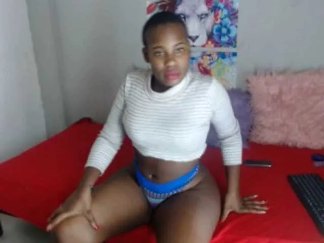Live sex webcam photo for carameloblack #265227616