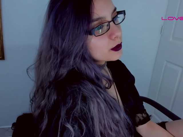 Live sex webcam photo for LilithMystic #241422719