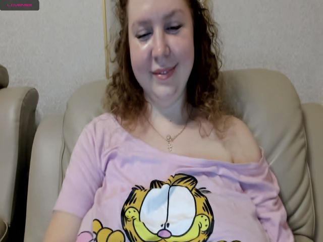 Live sex webcam photo for BBWonderfuLUV #260833587