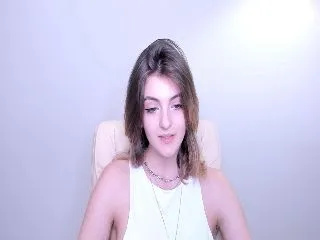 Live sex webcam photo for HelelGretta #252002093