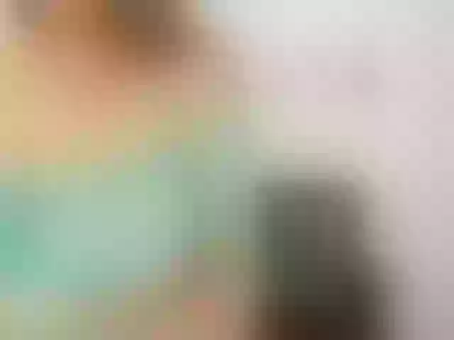Live sex webcam photo for saracruz1 #262537297