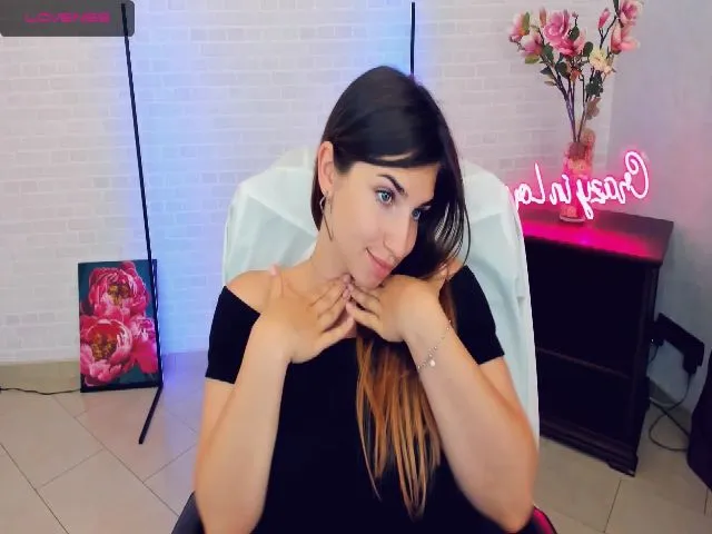 Live sex webcam photo for AnastashaGray #256816681
