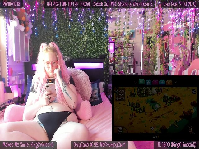 Live sex webcam photo for MsGrumpyCunt #253977156