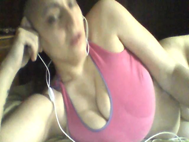 Live sex webcam photo for DominaAstrid #257548828