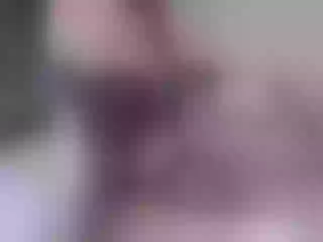 Live sex webcam photo for mellannie8 #241036293