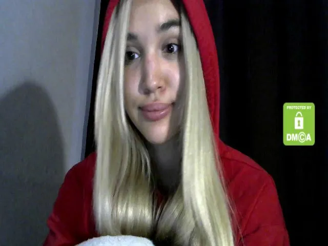 Live sex webcam photo for MyyDream #257013981