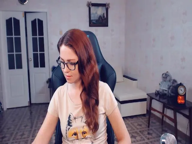 Live sex webcam photo for BettyGinger #262239383