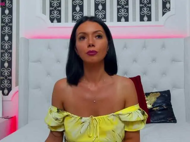 Live sex webcam photo for DonnaLoren #262750340