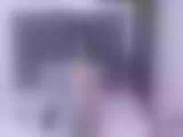 Live sex webcam photo for Littleissue #262809032