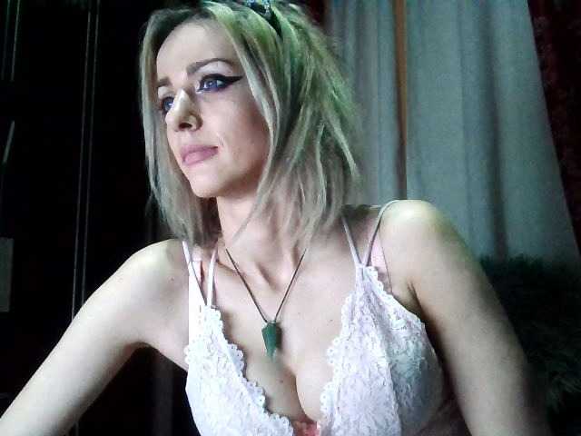 Live sex webcam photo for Wee-One #241090546