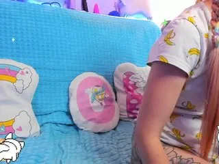 Live sex webcam photo for Kira-Li-Lime #240607932