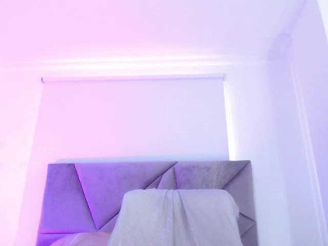 Live sex webcam photo for GreyMillan #240892315