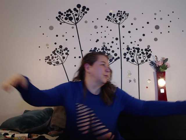 Live sex webcam photo for titanic-tits #241290504