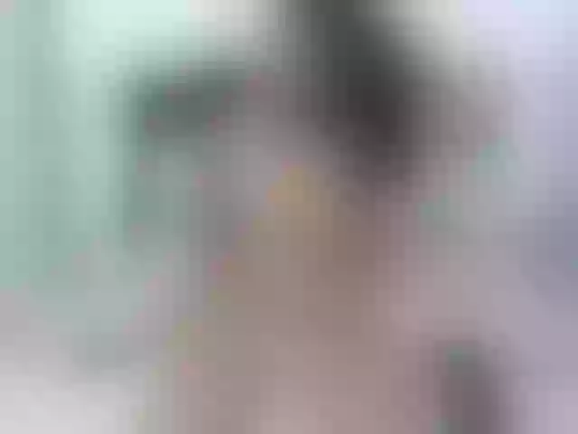Live sex webcam photo for LeaQueen #241185318