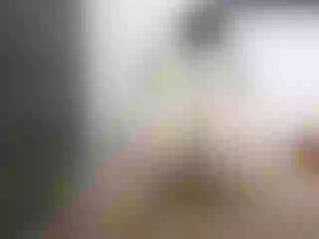 Live sex webcam photo for miahells #241417473
