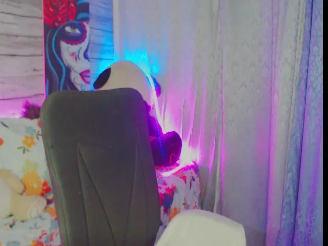 Live sex webcam photo for Lucy_park #256126915