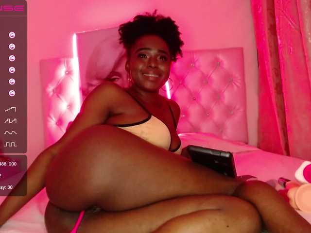 Live sex webcam photo for TanishaEvanss #240926269