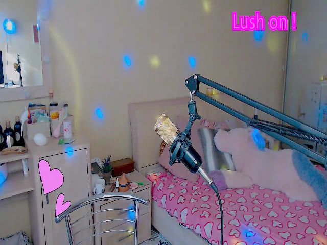 Live sex webcam photo for sunshinebabee #264692313