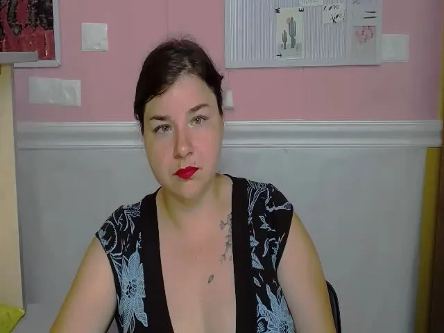 Live sex webcam photo for MonLais #265428096