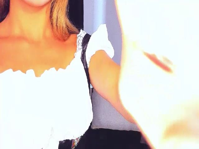 Live sex webcam photo for Molly_Cash #256743801