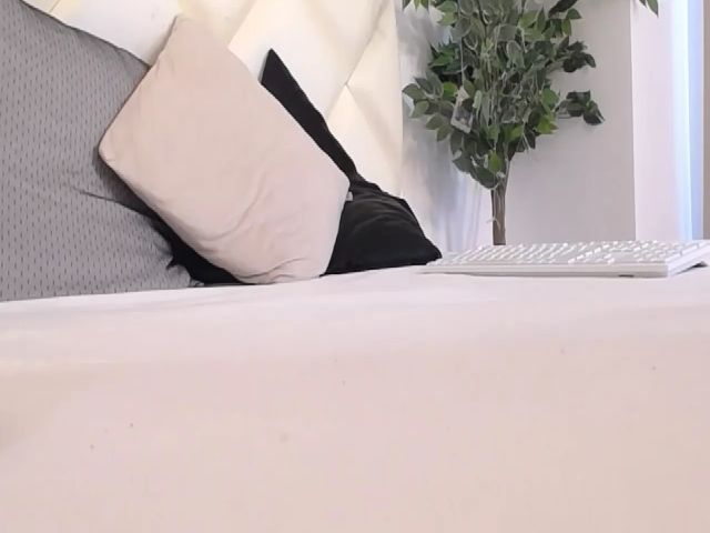 Live sex webcam photo for Tracylowe #255261152