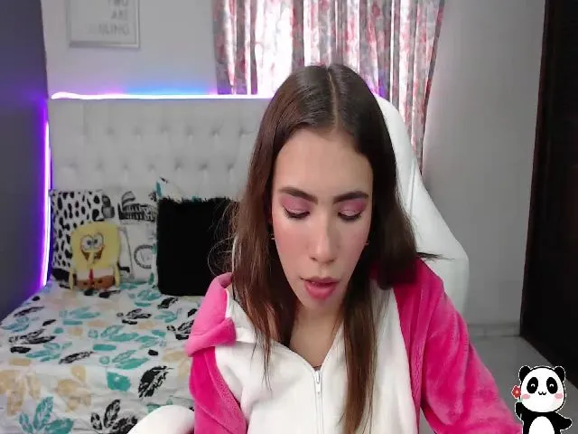 Live sex webcam photo for Madison555 #261321021