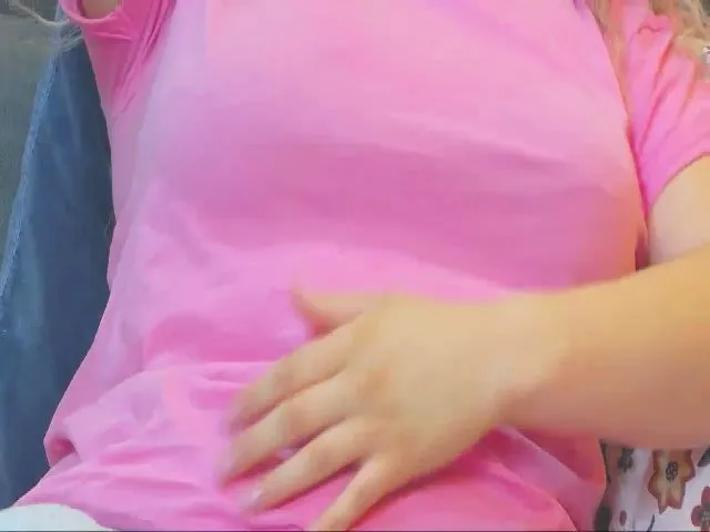 Live sex webcam photo for CurlyVibe #256460111