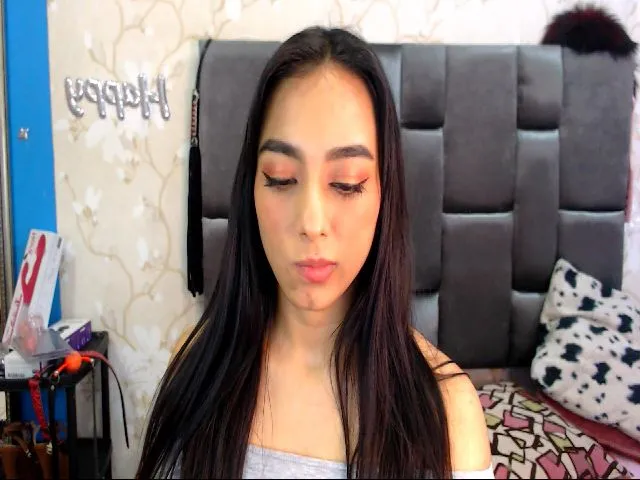 Live sex webcam photo for AngeelJones #263329370