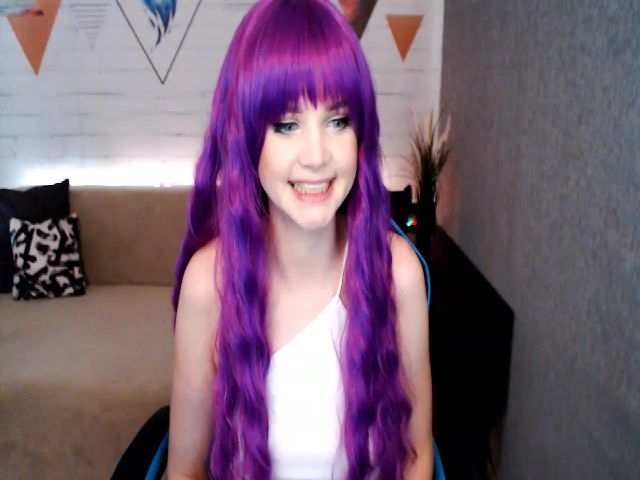 Live sex webcam photo for MonicaHigh #252738910