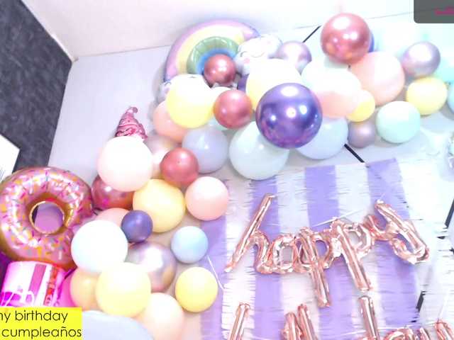 Live sex webcam photo for ximenaxlove #248143951