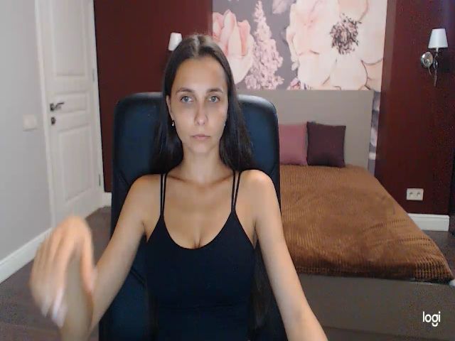 Live sex webcam photo for Emmy_Gray #263575905
