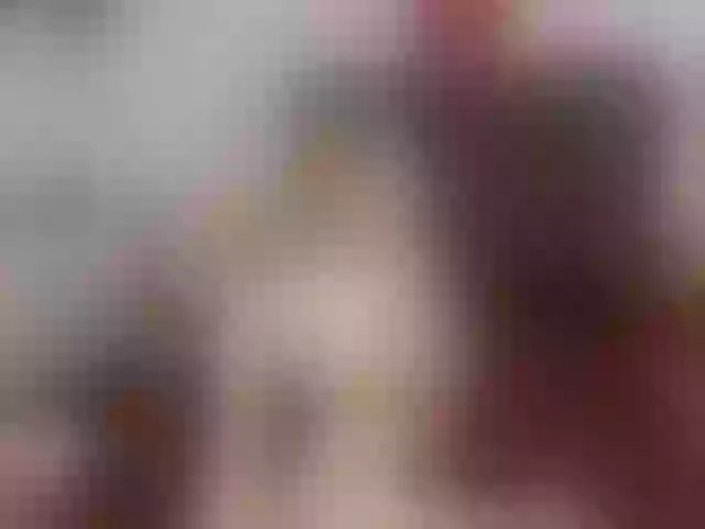 Live sex webcam photo for Maggiemilff #260481661