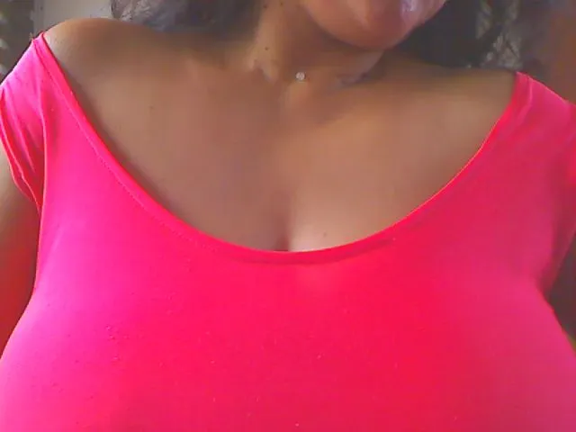 Live sex webcam photo for GIOVANA_SEX #253190670