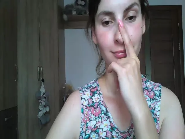 Live sex webcam photo for MisssSun #259970039