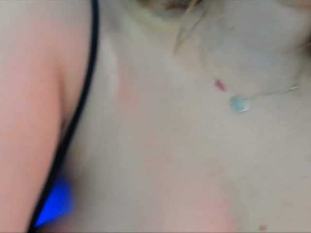 Live sex webcam photo for PriYaAddison #241409759