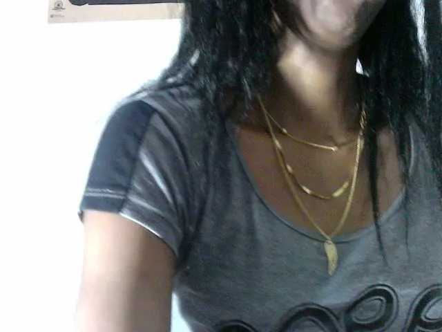 Live sex webcam photo for LINDA599 #263394618