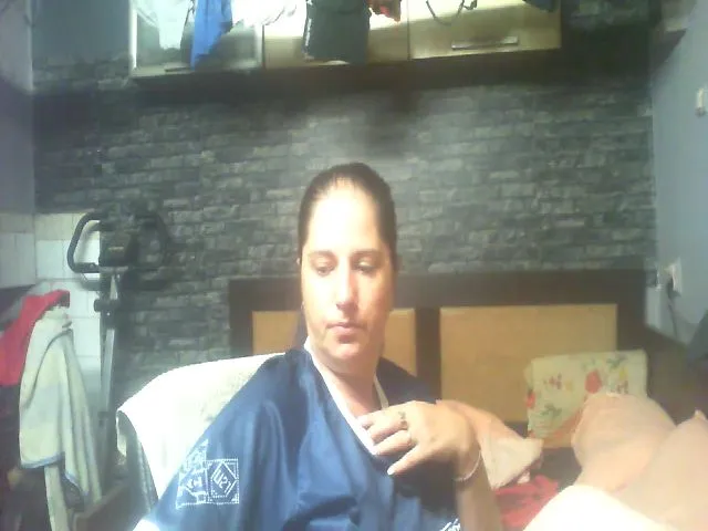 Live sex webcam photo for MGabrielle #258509187
