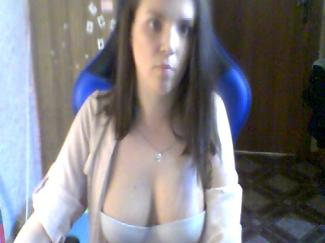 Live sex webcam photo for BattyCrystal #256970504