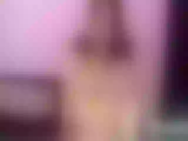 Live sex webcam photo for MaiiAngel #253657290