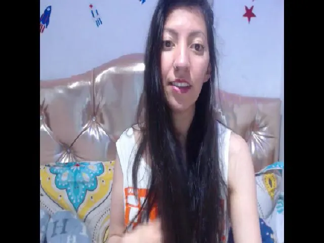 Live sex webcam photo for Kaymilf #254630856