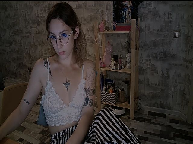 Live sex webcam photo for Blueberyy #255609253