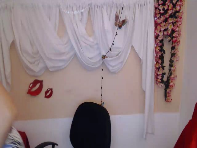 Live sex webcam photo for Katy_Lorens #253628760