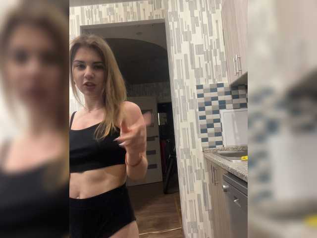 Live sex webcam photo for MistyPhoenix #250158370