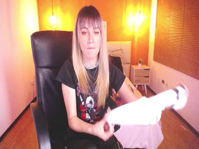 Live sex webcam photo for Kimjeniie #261070347